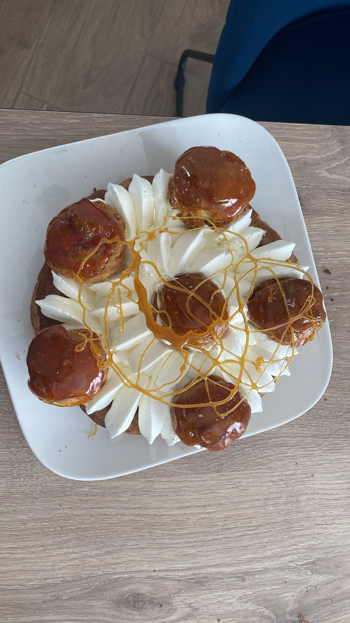 Saint-Honoré caramel et chantilly, pâtisserie Ethan